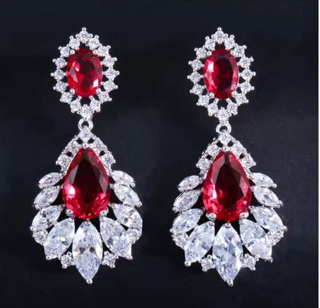 Aretes largos de piedras multiples en circonita cubica AAA+ (CZ)