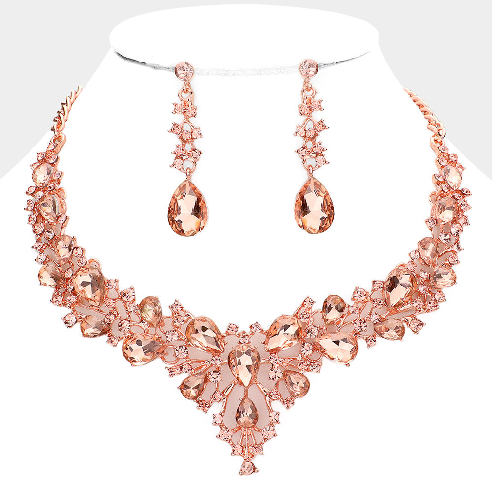 Set de collar y aretes adornado de piedras tipo lagrimas y redondas