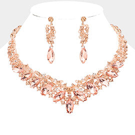 Conjunto de collar y aretes con detalles en piedras marquesas
