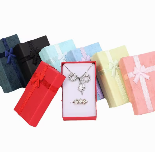 (12pcs) Cajas para cadena y aretes 6.5cm X 8.5cm