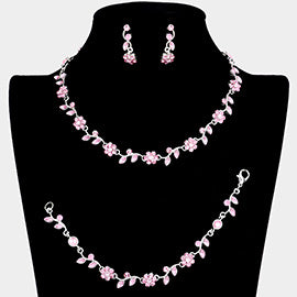 Set collar, pulsera y pendientes acentuados con flores y hojas en brillantes de imitación