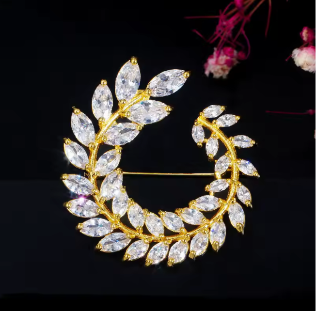 Broche de hojas de circonitas cubicas CZ 3A