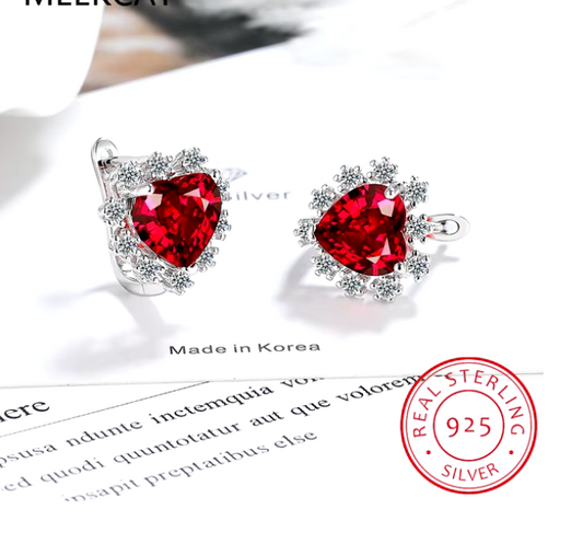 38437876 Aretes de plata S925 con piedra corazón y ribete de brillantes de imitación