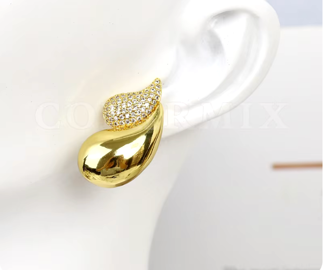 51507700 Aretes gotas doble en oro laminado 18k (3 Capas)