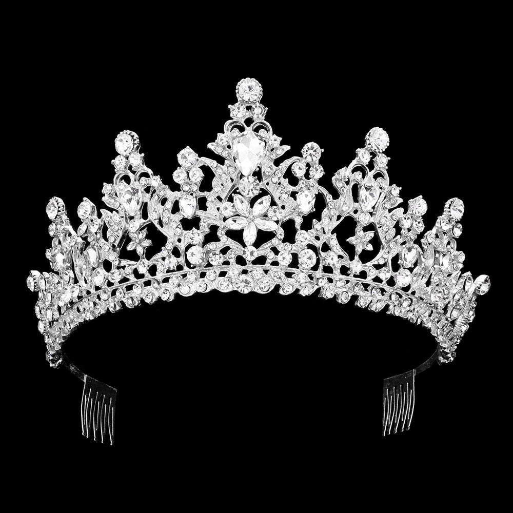 TH23-40984 Tiara con detalles en flores de cristal y ribete de brillantes