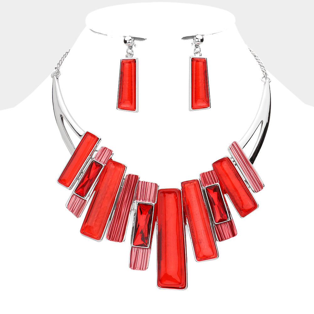 Set de collar y pendientes de metal con piedras retangulares de colores