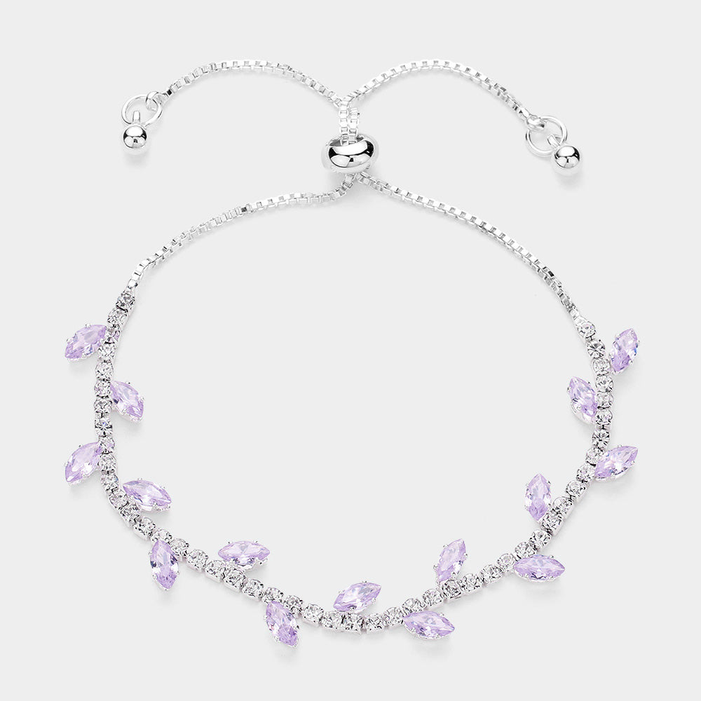 Pulsera con adornos de hojas en piedras marquesas CZ