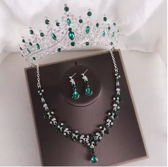 Set completo de tiara y conjunto de noche con piedras multiples