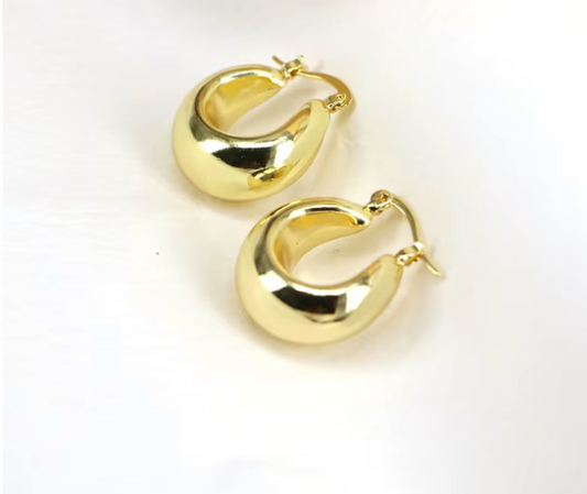 91455220 Aretes huggies en oro laminado 18k (3 Capas)